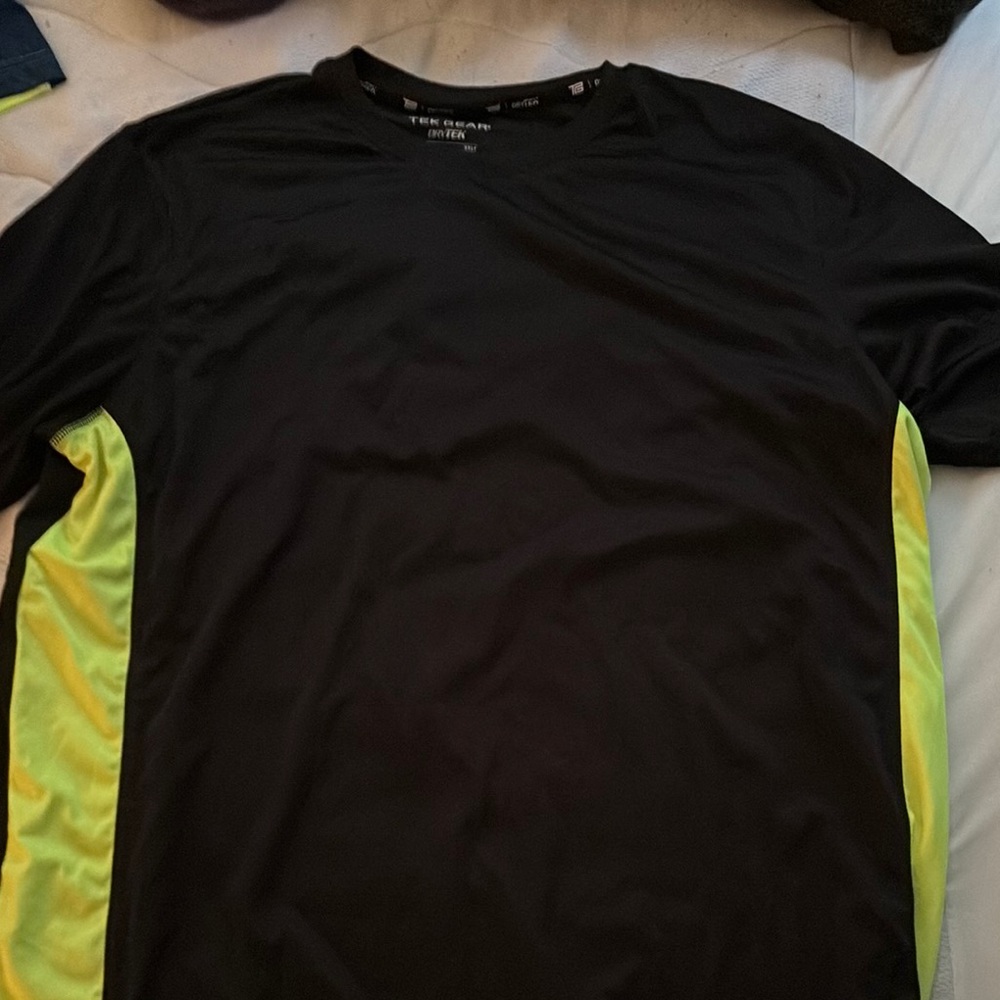 Tek Gear Men's Black Tee with Yellow Accents
